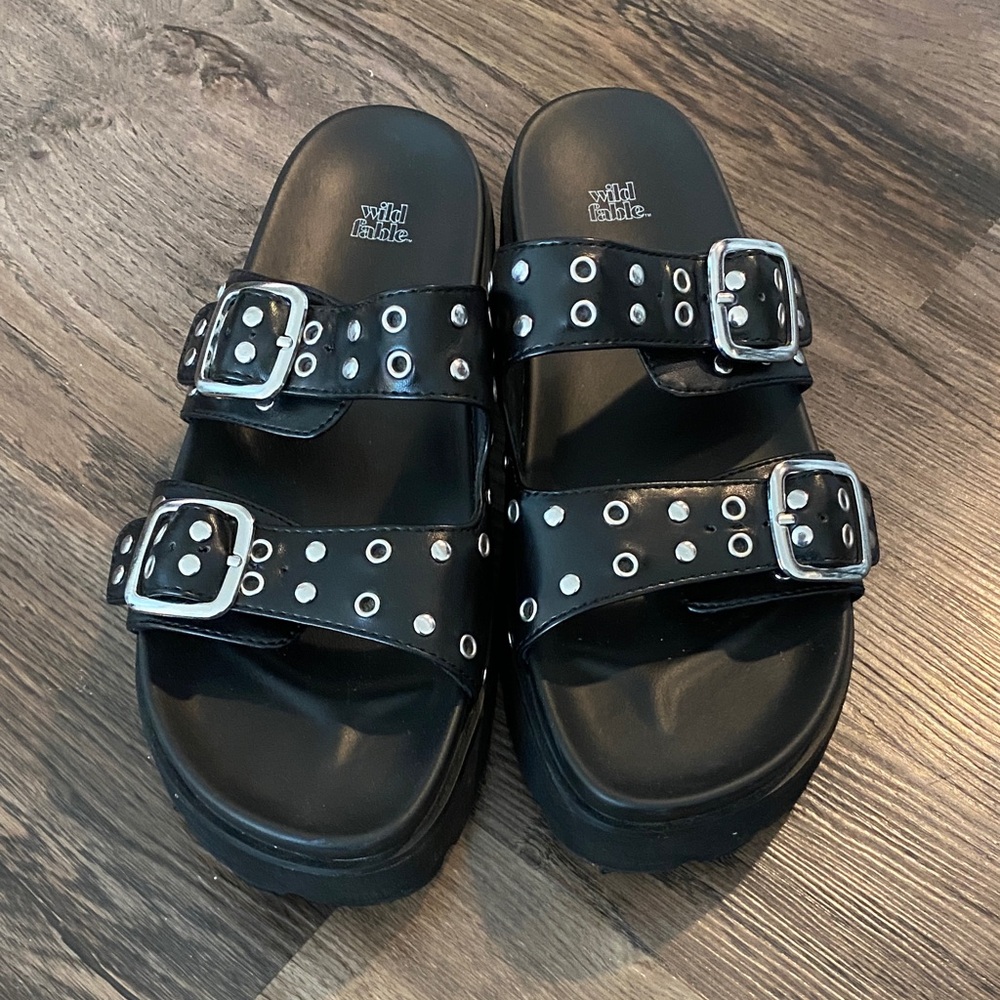Wild Fable Black Sandals with Silver Accents